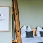 Hundert Am Eichberg, Suedsteiermark *