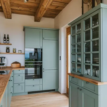 Vakantiehuis Hundert Am Eichberg, Suedsteiermark