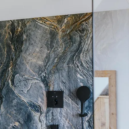 Hundert Am Eichberg, Suedsteiermark * Sankt Johann im Saggautal