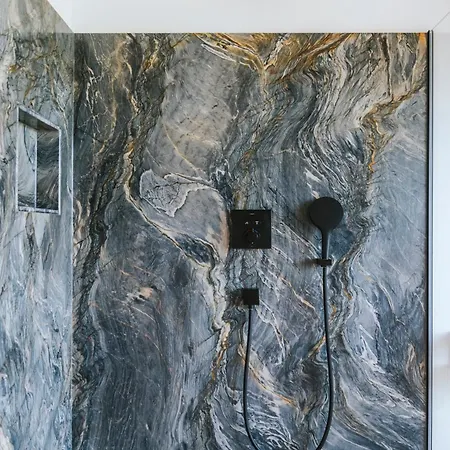 Hundert Am Eichberg, Suedsteiermark * Sankt Johann im Saggautal