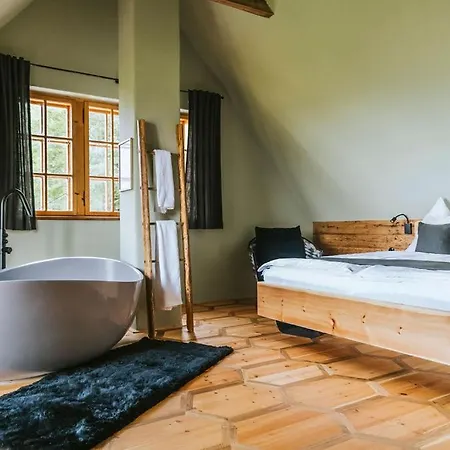Hundert Am Eichberg, Suedsteiermark Holiday home *