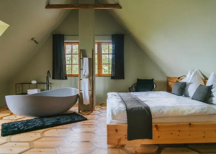 Vakantiehuis Hundert Am Eichberg, Suedsteiermark Sankt Johann im Saggautal